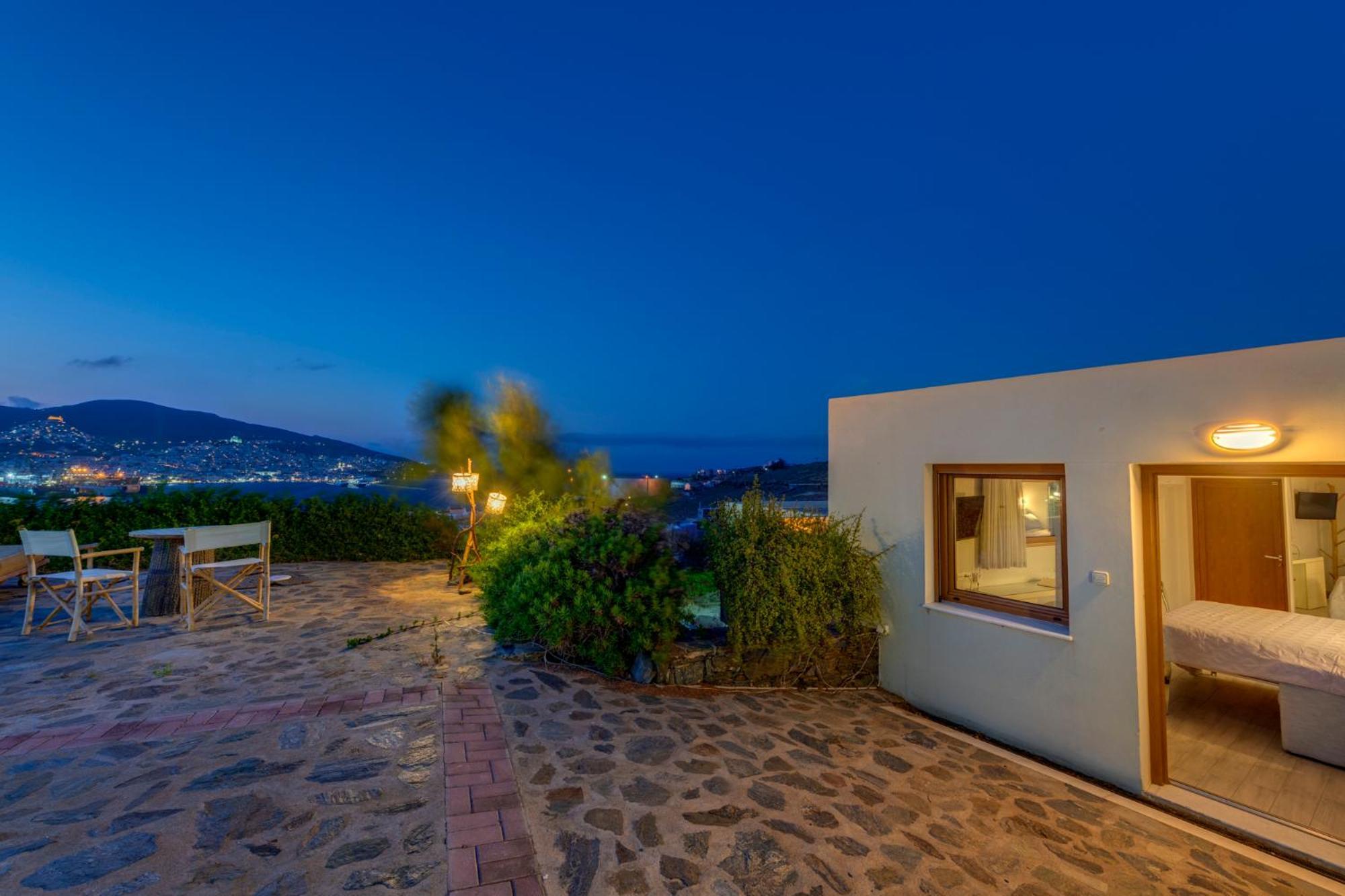 Villa Marenosta Ermoupoli Bagian luar foto